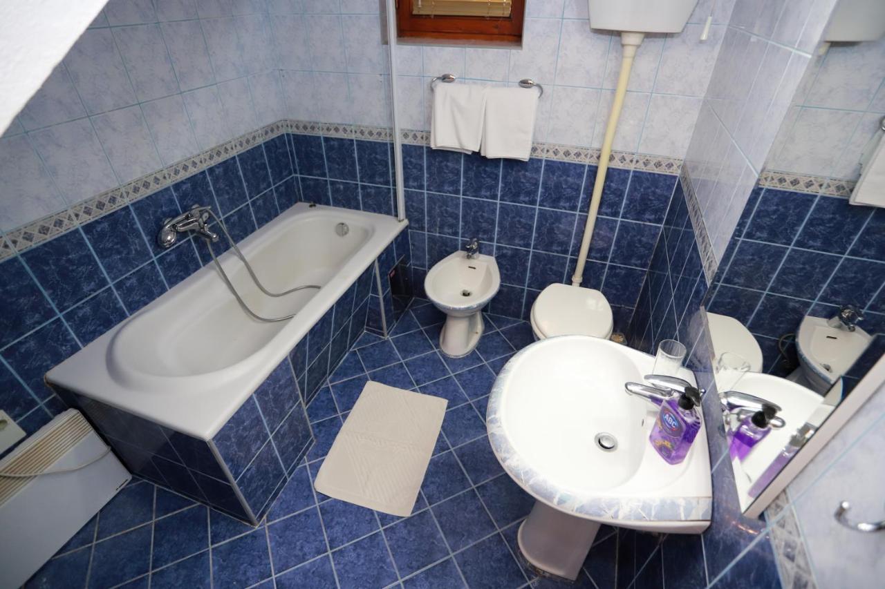 הרצג-נובי Apartments Cebra מראה חיצוני תמונה