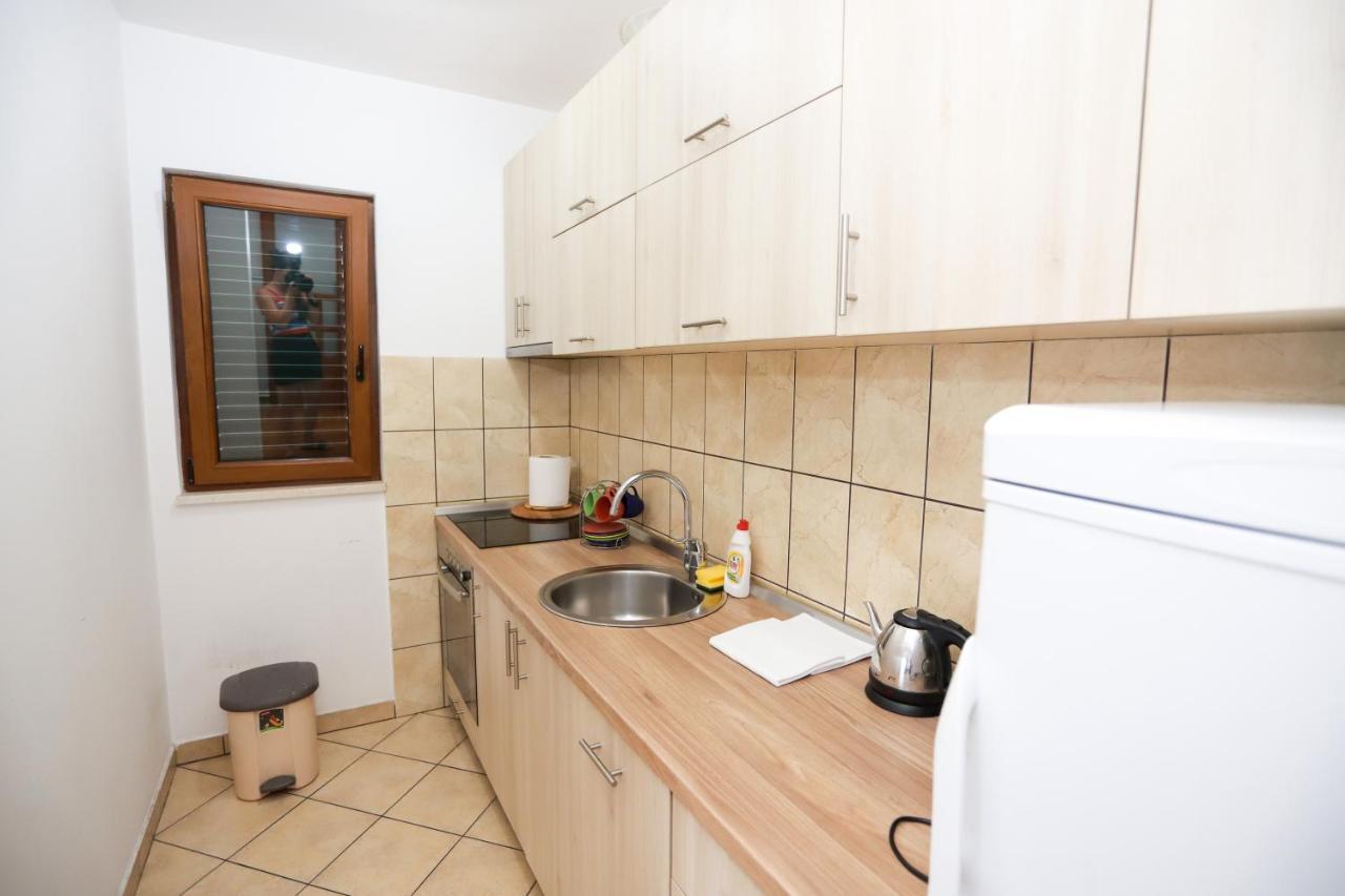 הרצג-נובי Apartments Cebra מראה חיצוני תמונה